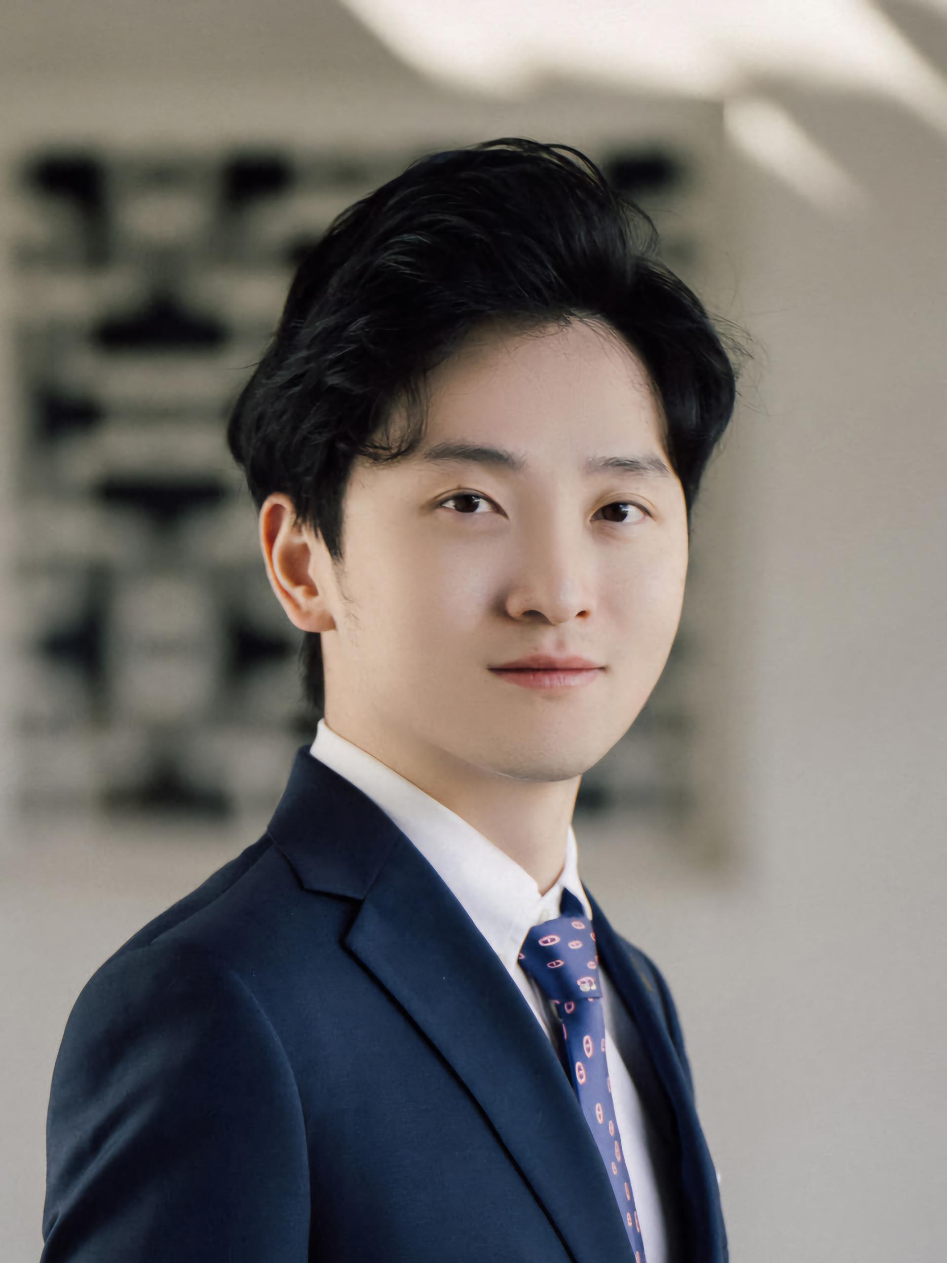 Boge Liu
